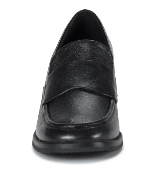 Baretraps Accord Penny Loafer