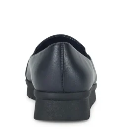 Baretraps Amry Slip On Loafer