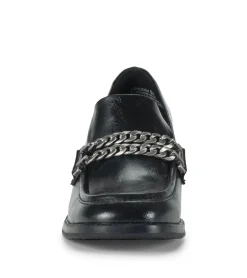 Baretraps Athena Loafer