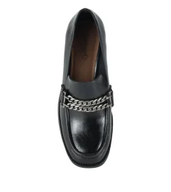 Baretraps Athena Loafer