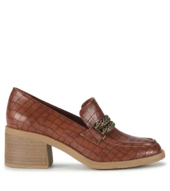 Baretraps Athena Loafer