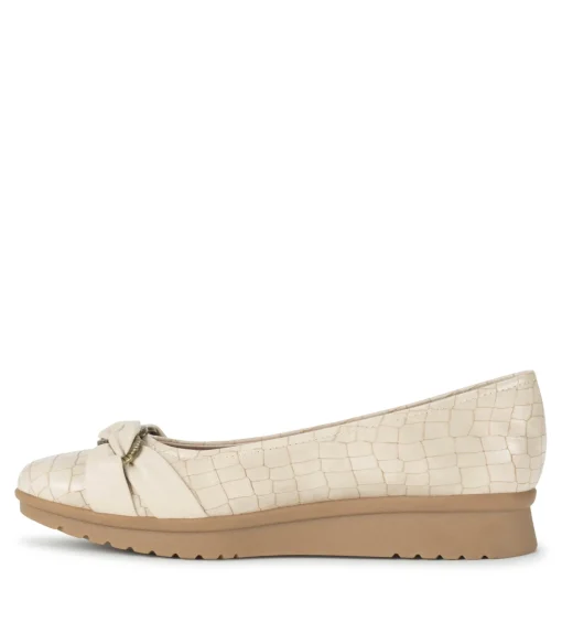 Baretraps Aurora Flat