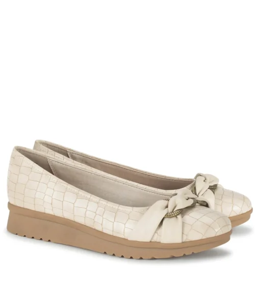 Baretraps Aurora Flat