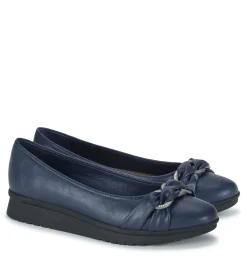 Baretraps Aurora Flat