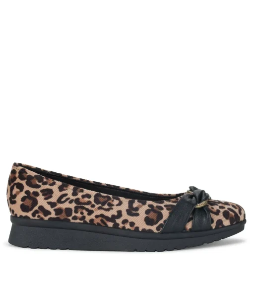 Baretraps Aurora Flat