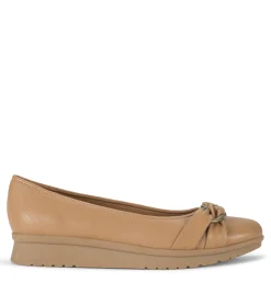 Baretraps Aurora Flat