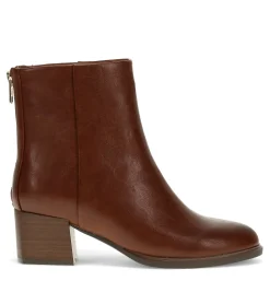 Baretraps Bessie Block Heel Bootie