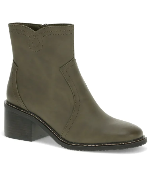 Baretraps Calloway Block Heel Bootie