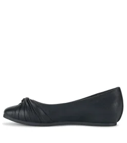 Baretraps Chainey Casual Flat