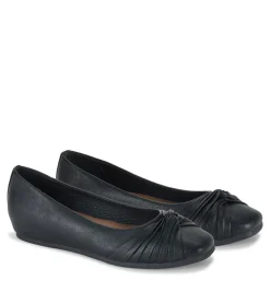 Baretraps Chainey Casual Flat