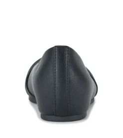 Baretraps Chainey Casual Flat