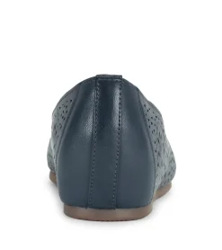 Baretraps Chika Casual Flat