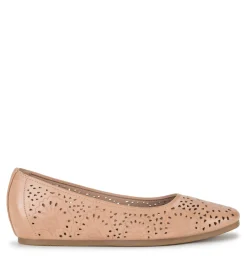 Baretraps Chika Casual Flat