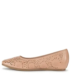 Baretraps Chika Casual Flat