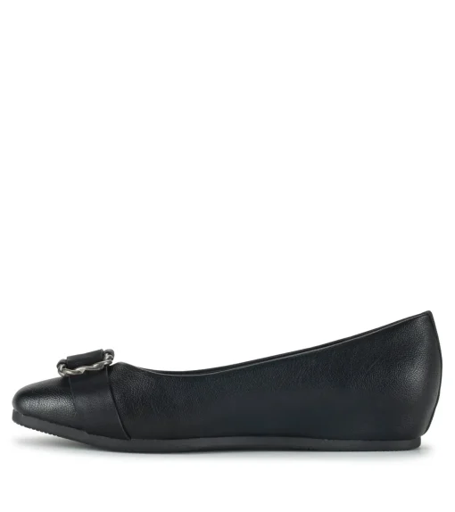 Baretraps Colette Flat