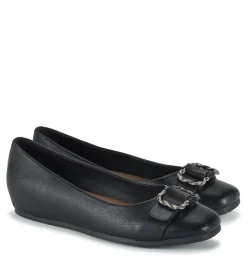 Baretraps Colette Flat