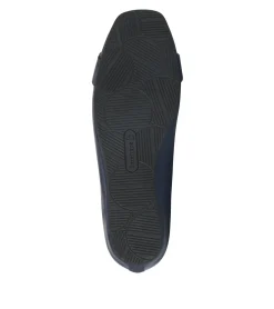 Baretraps Colette Flat