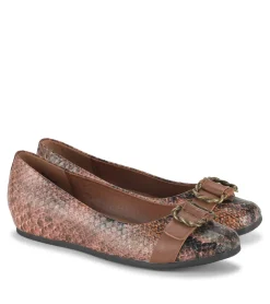 Baretraps Colette Flat