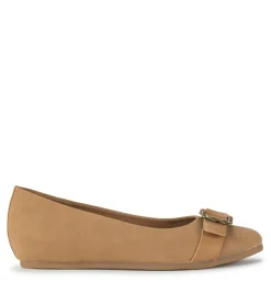 Baretraps Colette Flat