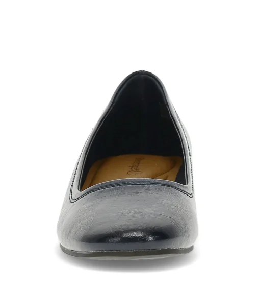 Baretraps Covette Wedge Slip On