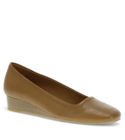 Baretraps Covette Wedge Slip On