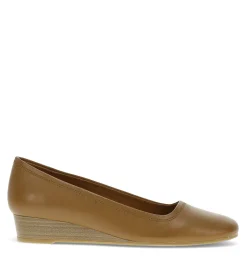 Baretraps Covette Wedge Slip On