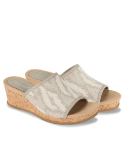 Baretraps Flossey Wedge Slide Sandal