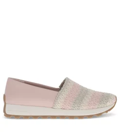 Baretraps Gennie Slip On