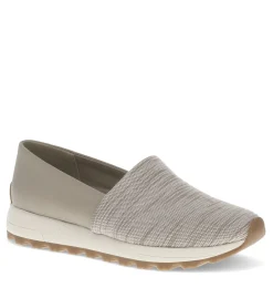 Baretraps Gennie Slip On
