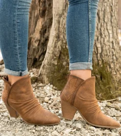 Baretraps Leanna Bootie