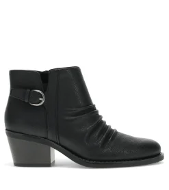 Baretraps Linnea Block Heel Bootie