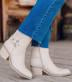 Baretraps Luella Block Heel Bootie