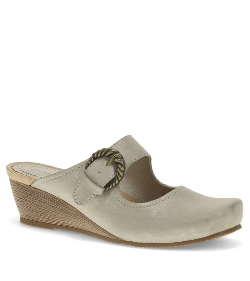 Baretraps Luna Mary Jane Mule