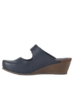 Baretraps Luna Mary Jane Mule