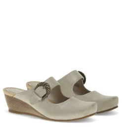 Baretraps Luna Mary Jane Mule