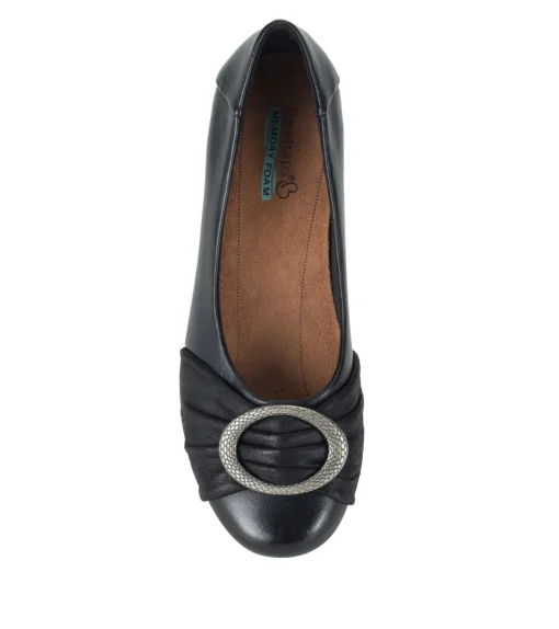 Baretraps Mabely Flat