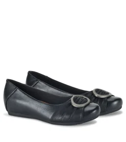 Baretraps Mabely Flat