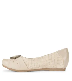 Baretraps Mabely Flat