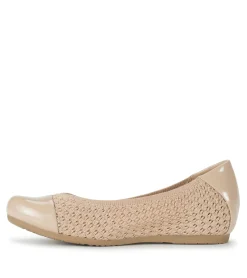 Baretraps Mia Casual Flat