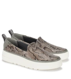 Baretraps Nevin Slip On Sneaker