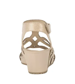 Baretraps Raeanne Wedge al