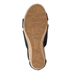 Baretraps Raisie Wedge Sandal