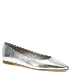 Baretraps Rhonda Casual Flat