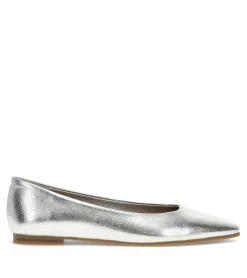 Baretraps Rhonda Casual Flat