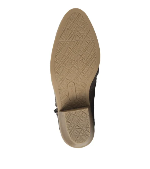 Baretraps Serenity Block Heel Bootie