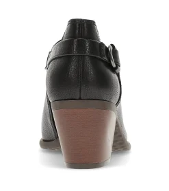 Baretraps Yanah Block Heel Ankle Bootie