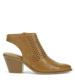 Baretraps Yangley Block Heel Bootie