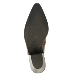 Baretraps Yangley Block Heel Bootie