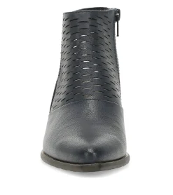 Baretraps Yangley Block Heel Bootie