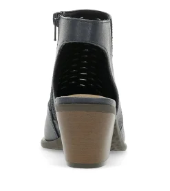 Baretraps Yangley Block Heel Bootie
